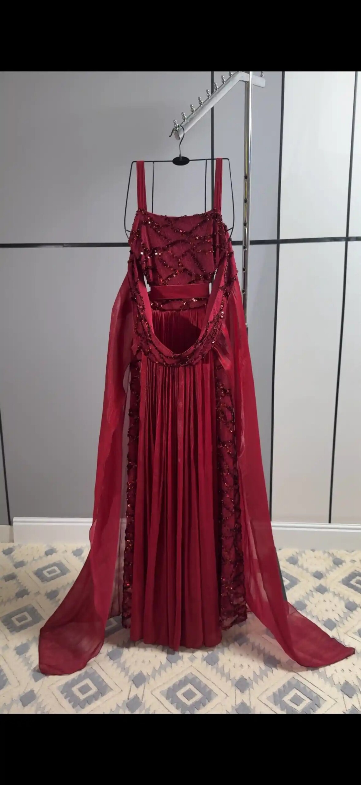 فستان سهرة كرنكل عودي فاخر بمطرزات شك ملكية - Image 7