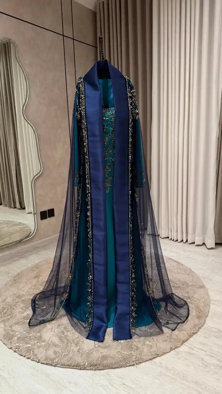 جلابية سهرة شيفون كحلي مطرزة يدوياً - إطلالة ملكية ساحرة - Image 8
