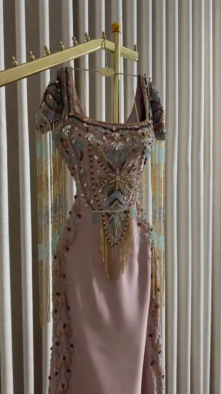 فستان سهرة باربي مع تطريز يدوي - إطلالة فاخرة تفيض بالأنوثة - Image 2