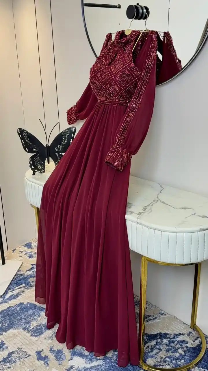 فستان حوامل سهرة أنيق من الشيفون الجورجيت بتطريز صدر فاخر - Image 6